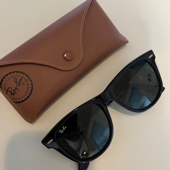Ray Ban Wayfarer - Picture 1 of 6